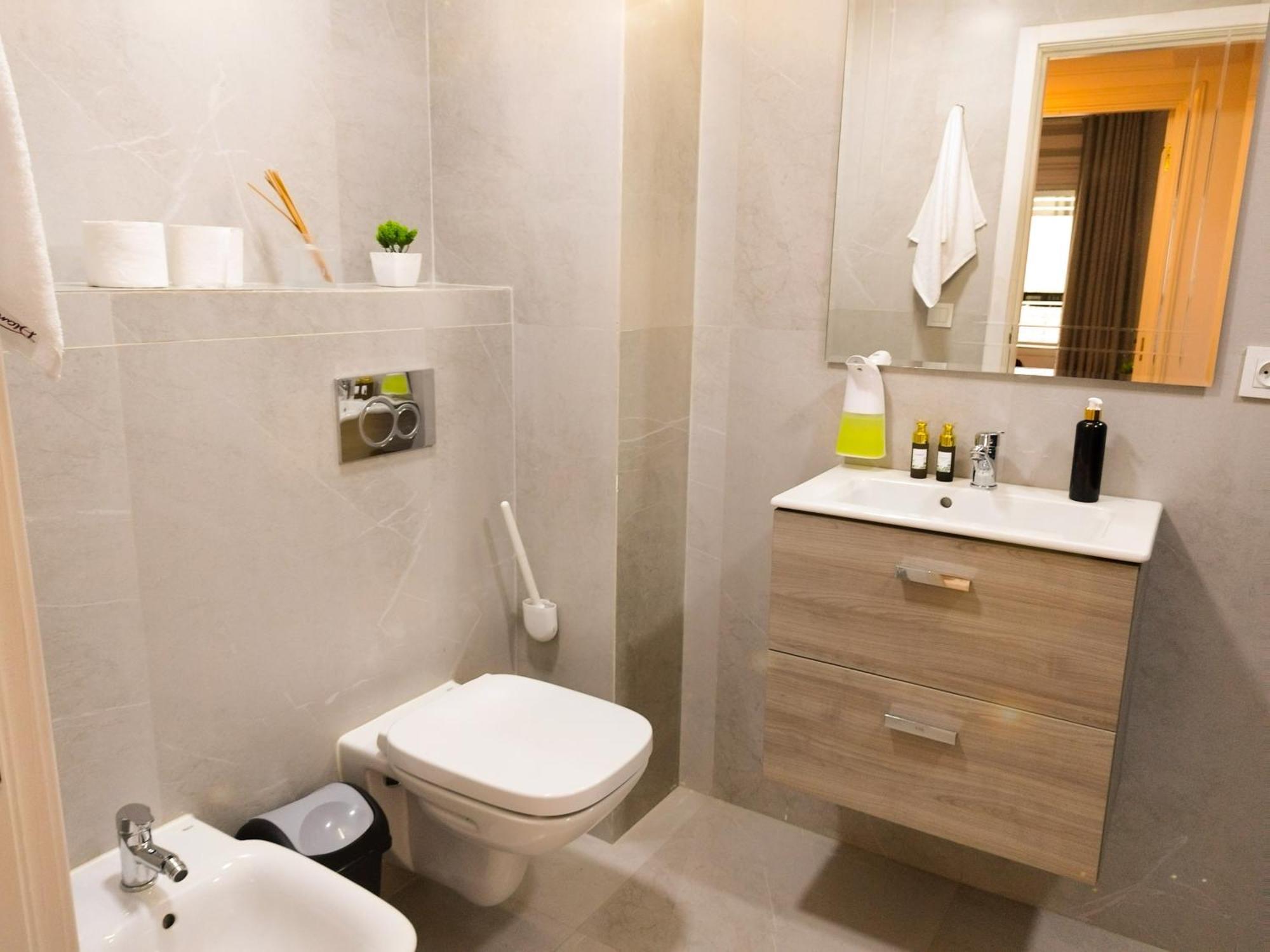 Incroyable Appartement A Playa Enface Cafe Sky 17 Tanger Ngoại thất bức ảnh