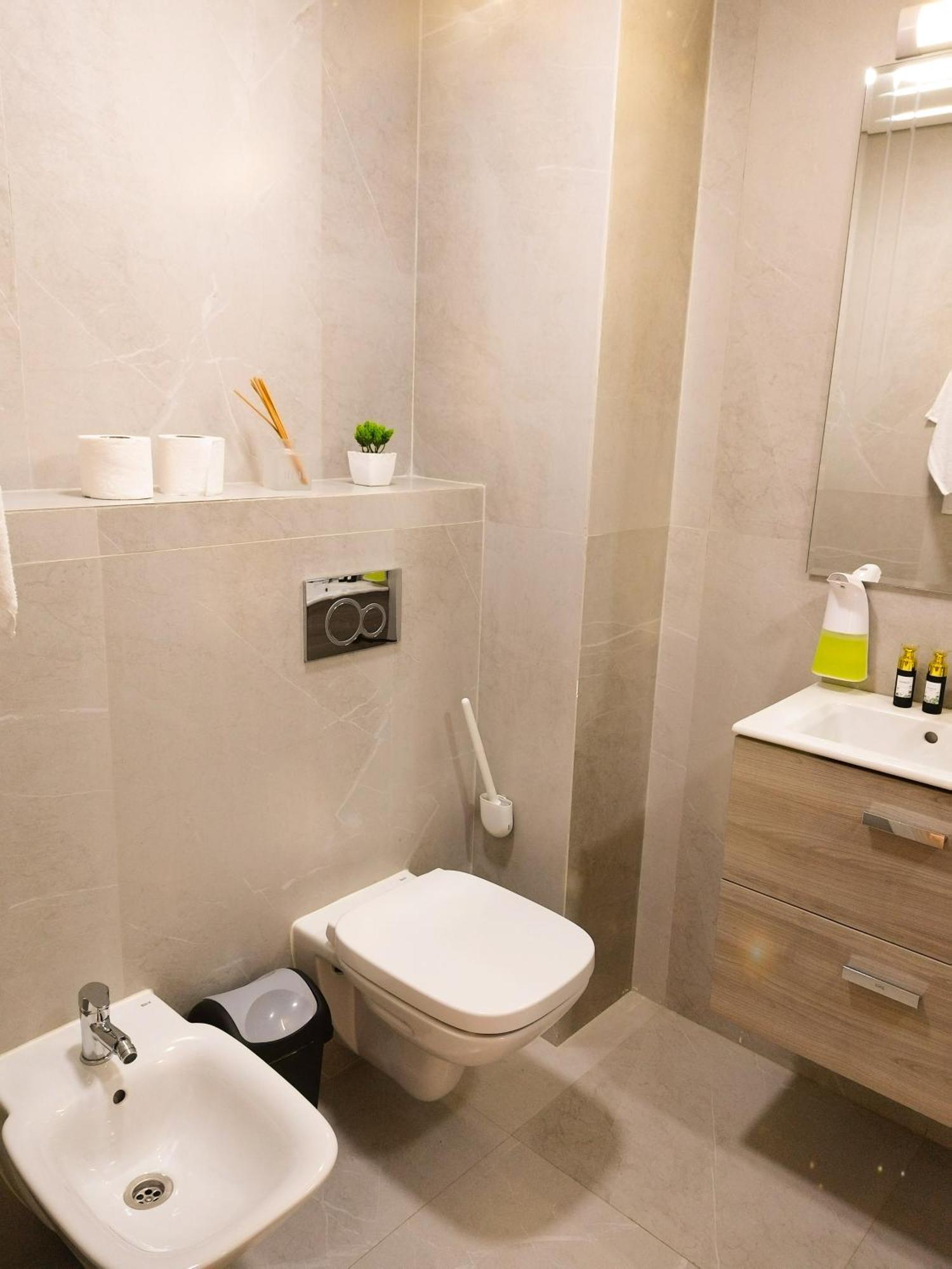 Incroyable Appartement A Playa Enface Cafe Sky 17 Tanger Ngoại thất bức ảnh